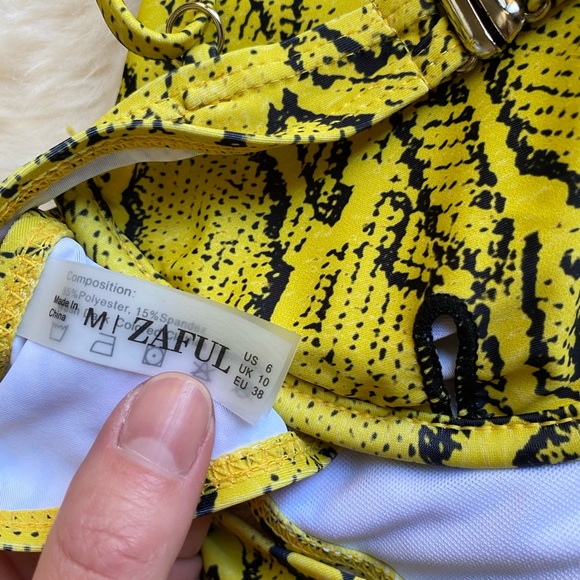 🔥NWT🔥 “ZAFUL” YELLOW SNAKESKIN SUPER SEXY BIKINI - Picture 5 of 7